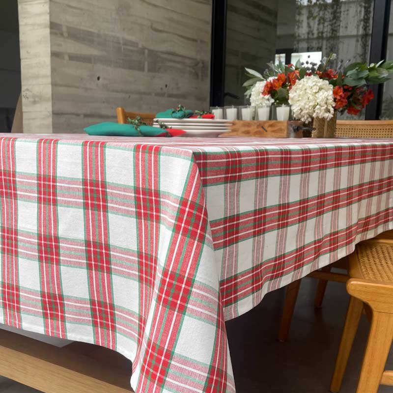 Mantel Gingham 2