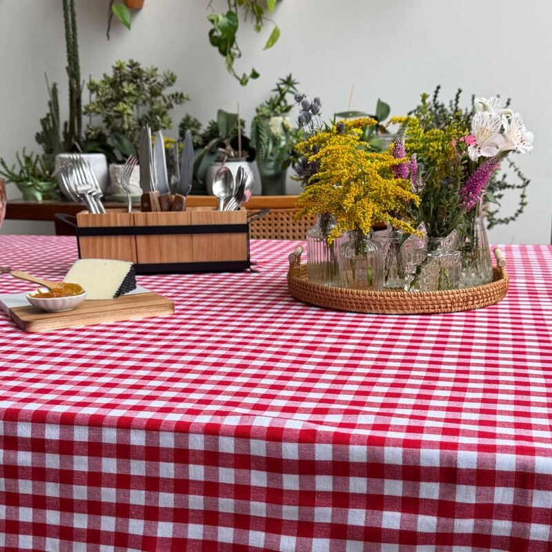 Mantel Picnic Cuadros Rojos chicos - 100% Cotton