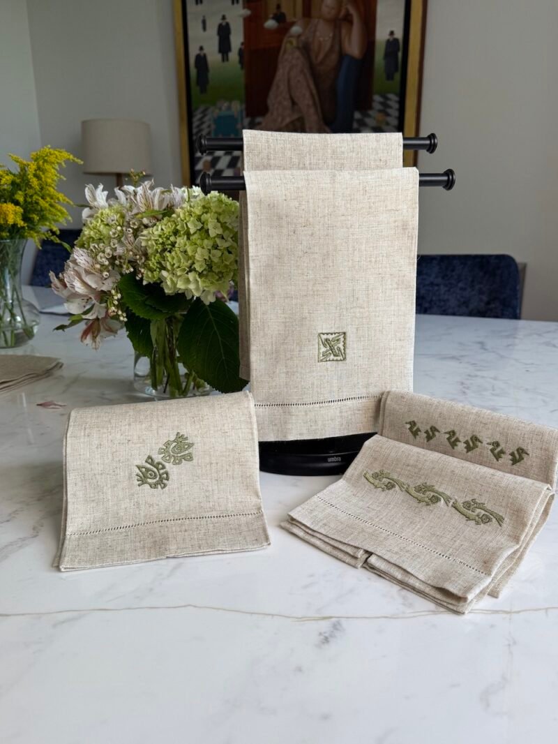 Toalla de manos avena / Dos Tucanes verde