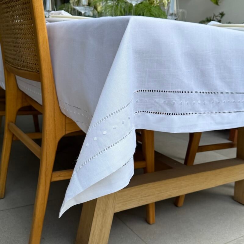 Mantel Polka - Blanco sobre blanco