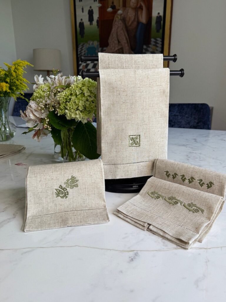 Toalla de manos avena / Dos Tucanes verde