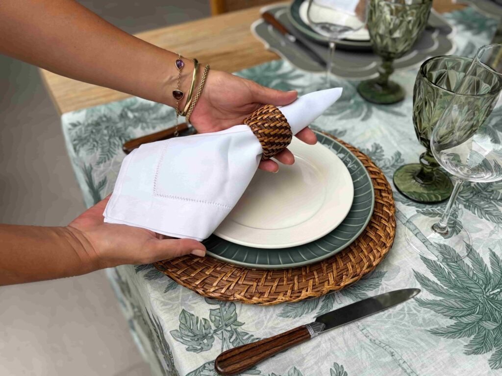 Servilleta blanca de lino y algodón