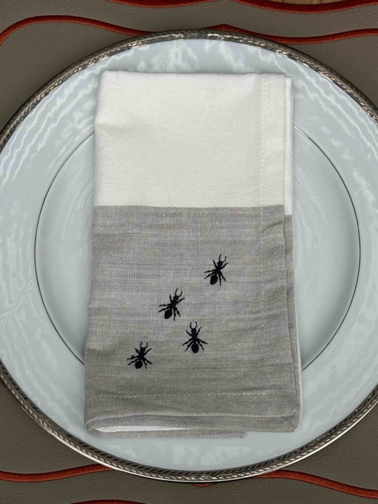 Servilletas Le Formichine Gris & Blanco