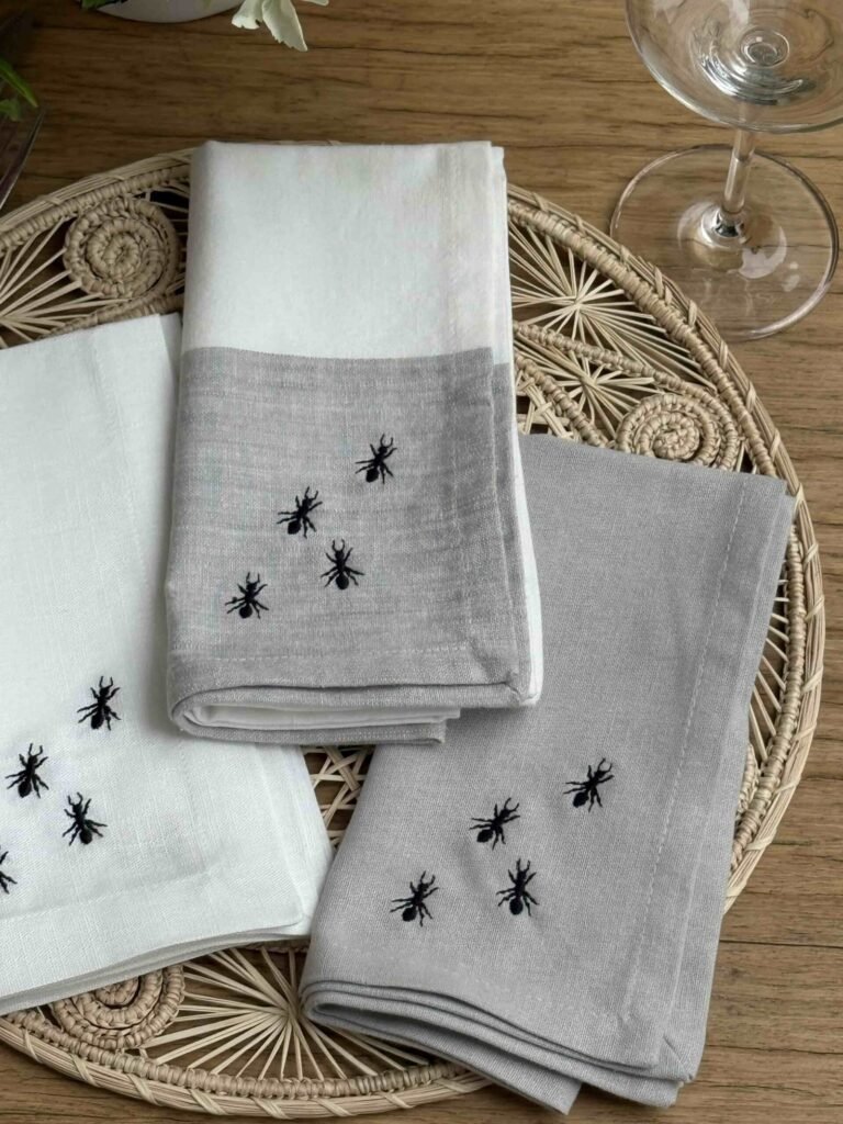 Servilletas Le Formichine Gris & Blanco