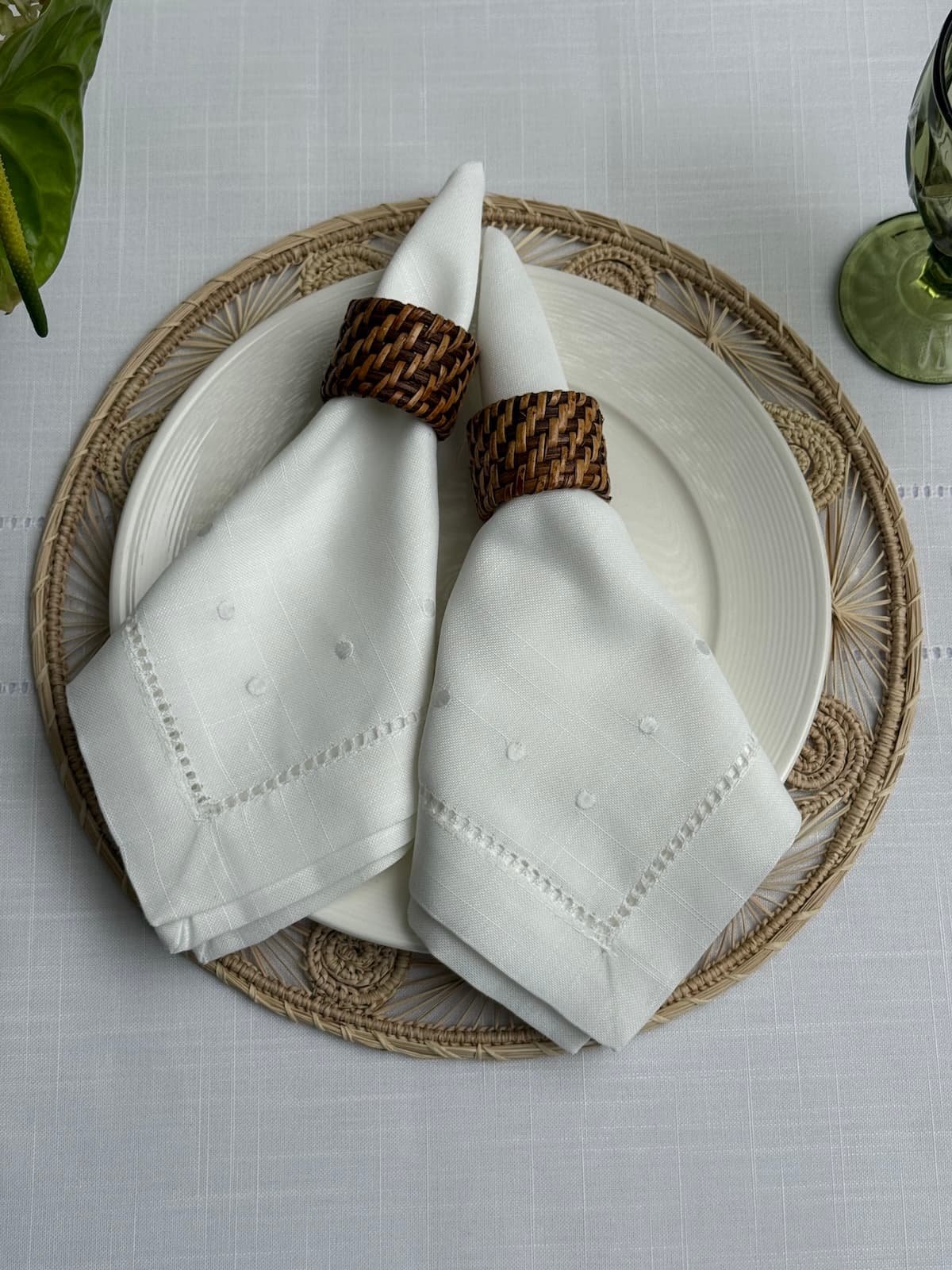 Servilleta Polka blanco sobre Blanco