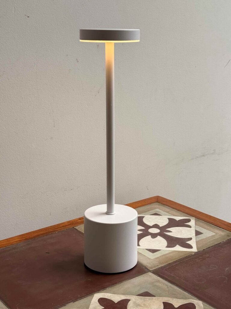 Lámpara de Mesa LED White