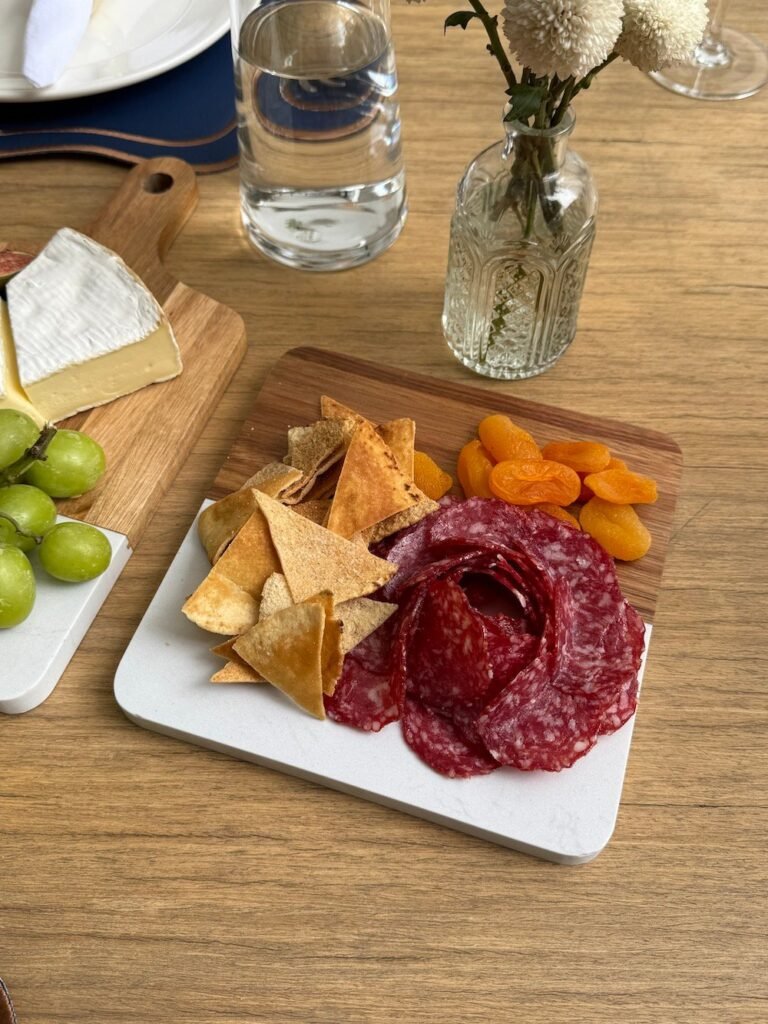 Tabla Cuadrada de madera y marmol