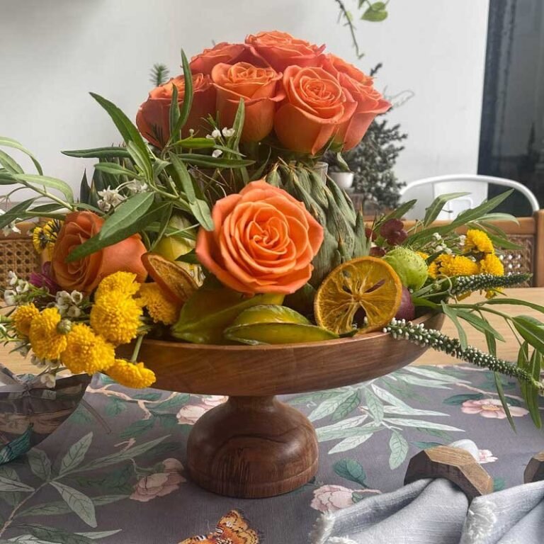 Fuente Pedestal de madera de 30cm de diámetro
