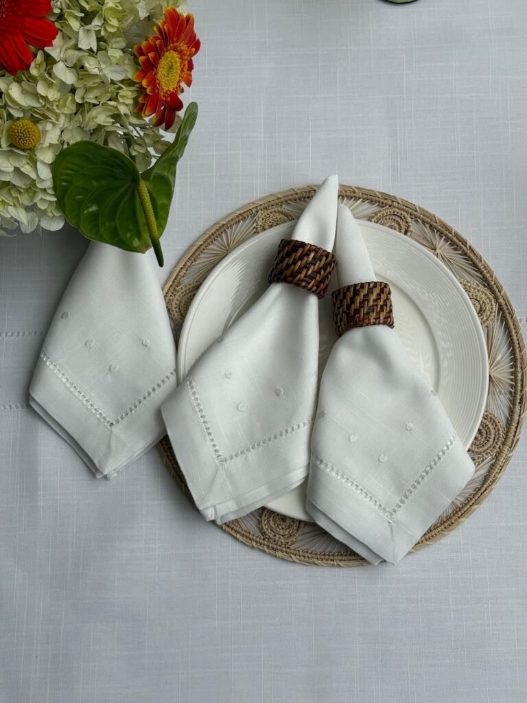 Servilleta Polka blanco sobre Blanco